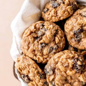 Oatmeal Raisin Cookies